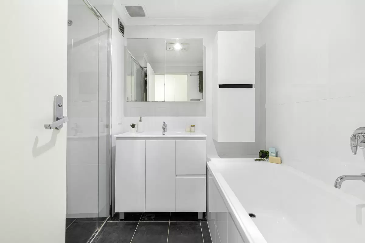28/18 Wolseley Street, Drummoyne Sold by Rich & Oliva - image 6