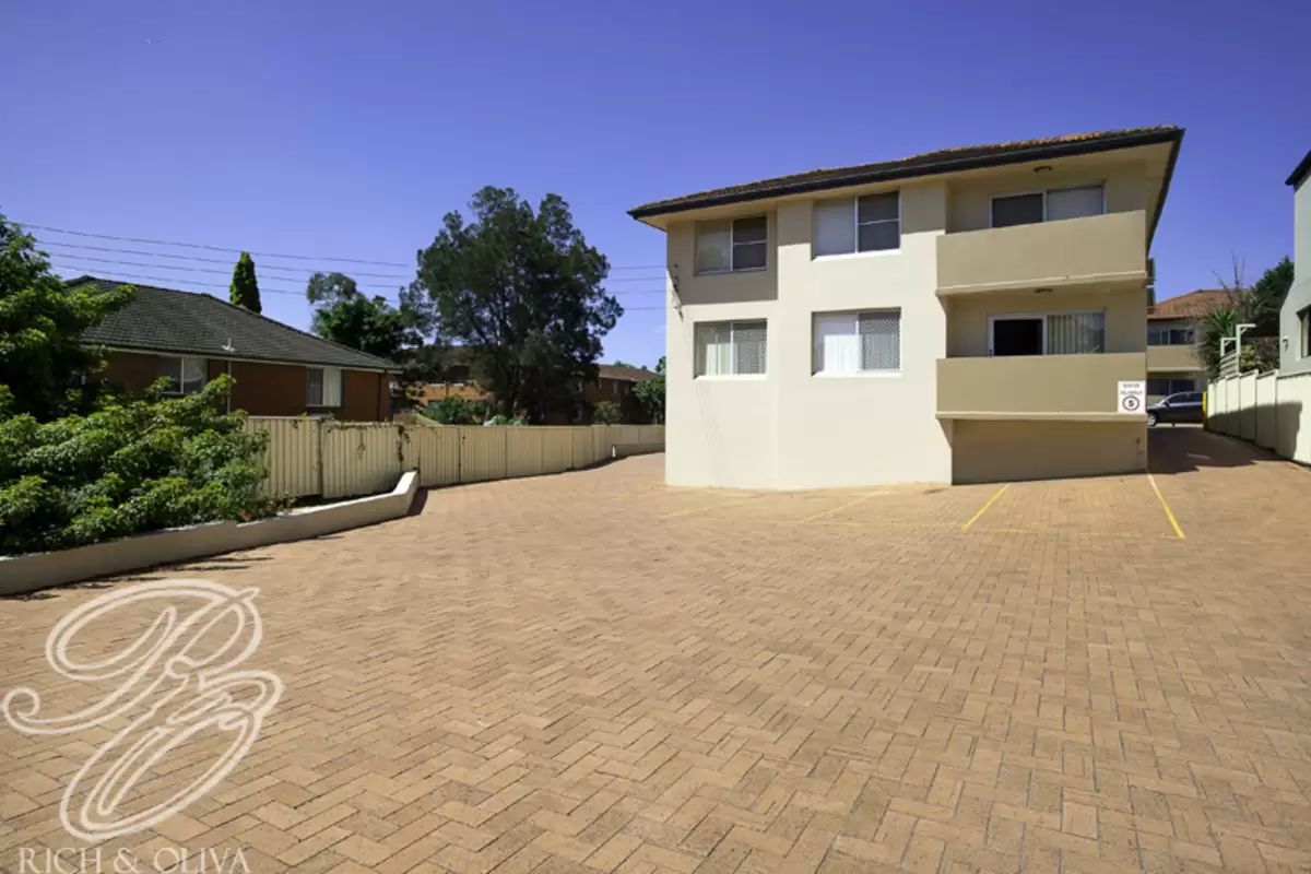 5/51 First Avenue, Campsie Sold by Rich & Oliva - image 7