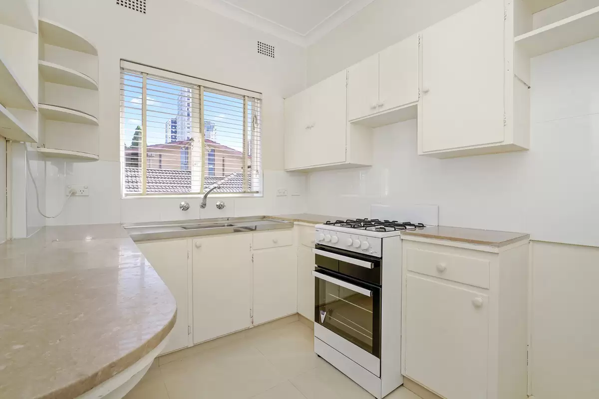 7/69 Albert Crescent, Burwood Sold by Rich & Oliva - image 3
