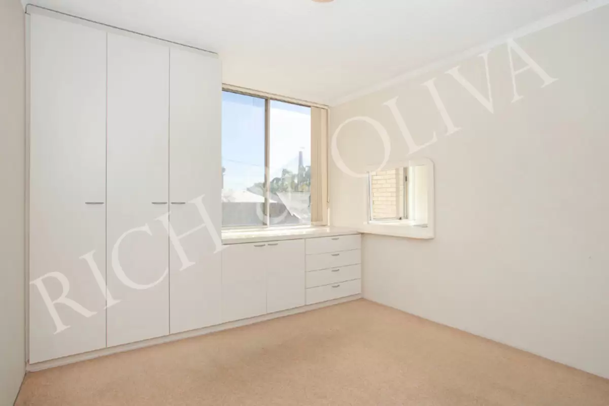 9/9a Cook Street, Glebe Leased by Rich & Oliva - image 3