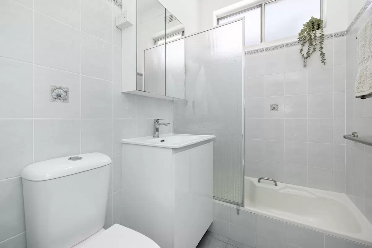 3 Whitfield Avenue, Ashbury Sold by Rich & Oliva - image 6