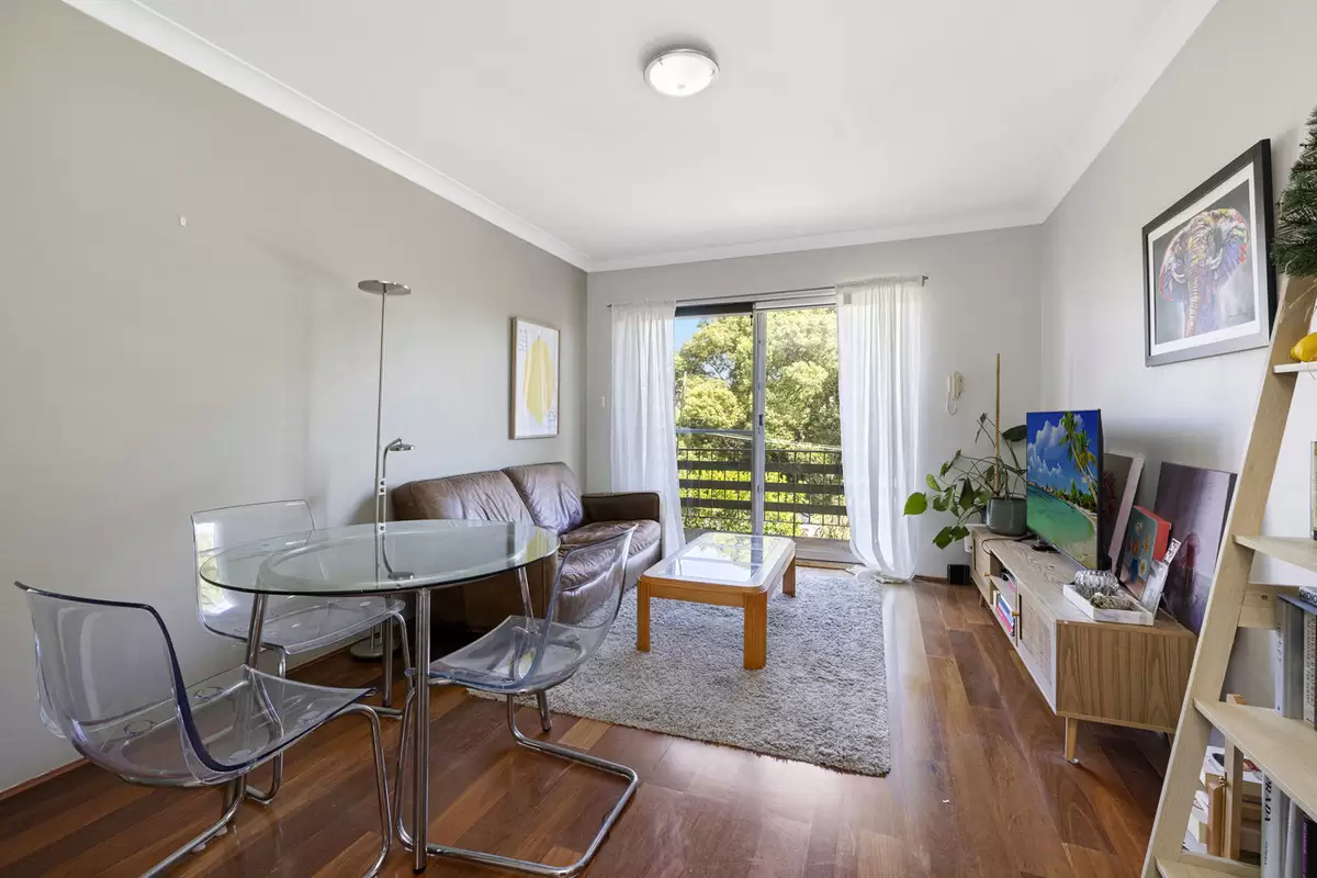 12/360 Livingstone Road, Marrickville Sold by Rich & Oliva - image 2