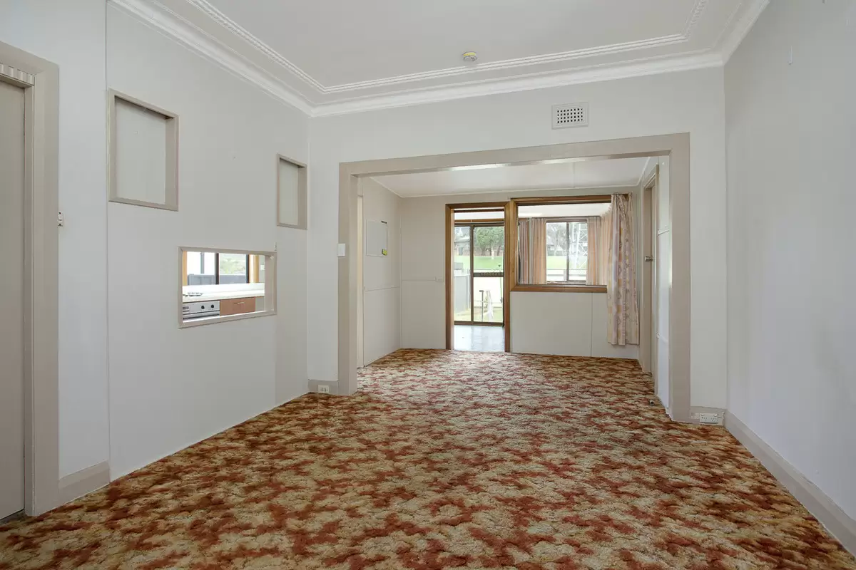 40 Walsh Avenue, Croydon Park Sold by Rich & Oliva - image 2