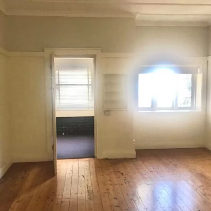 22 McCallum Street, Roselands Leased by Rich & Oliva - image 2