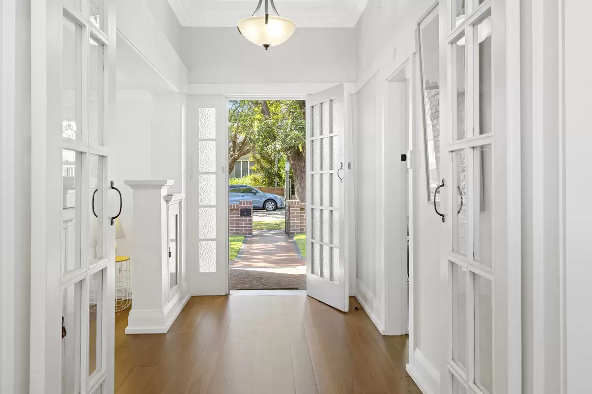 25 King Edward Street, Croydon Sold by Rich & Oliva - image 7