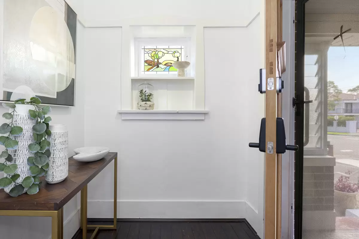 37 Cheviot Street, Ashbury Sold by Rich & Oliva - image 3