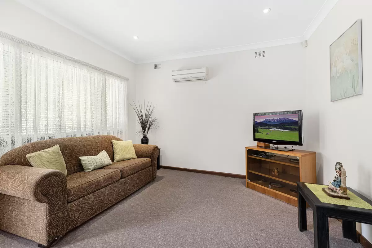 33 Third Avenue, Campsie Sold by Rich & Oliva - image 8