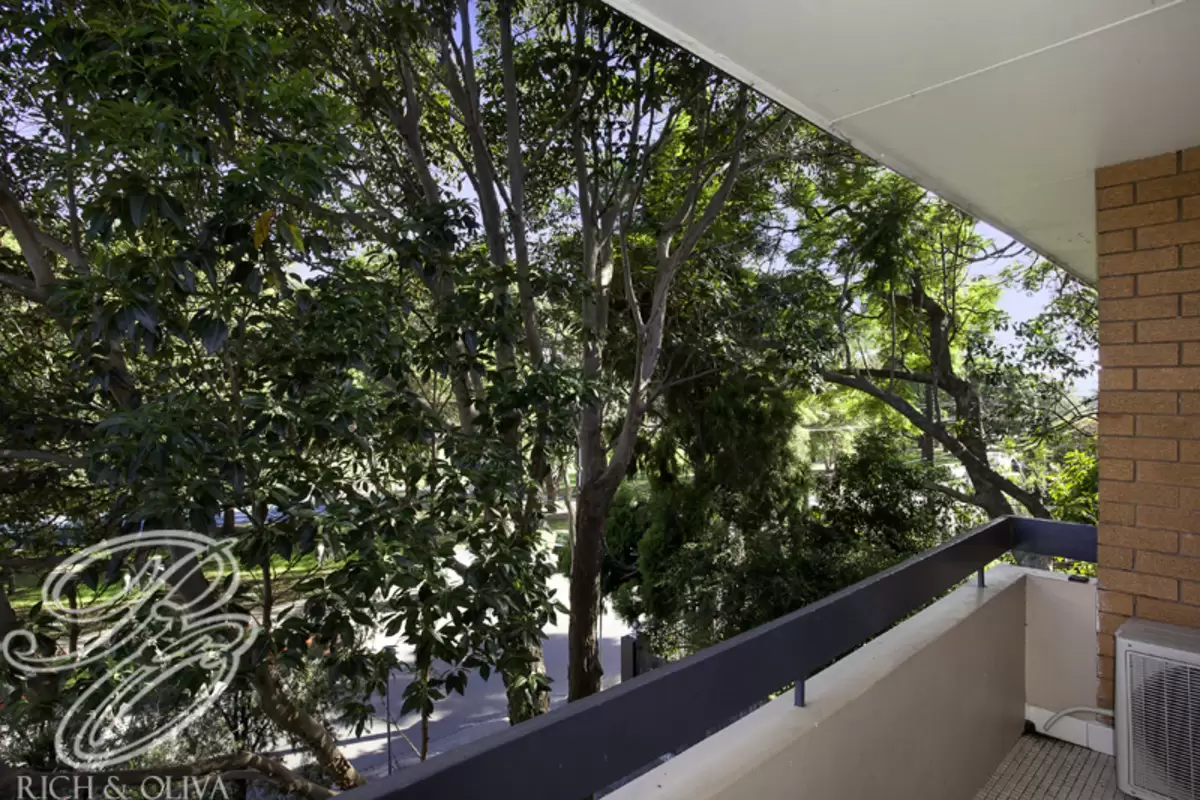4/155 Frederick Street, Ashfield Sold by Rich & Oliva - image 6