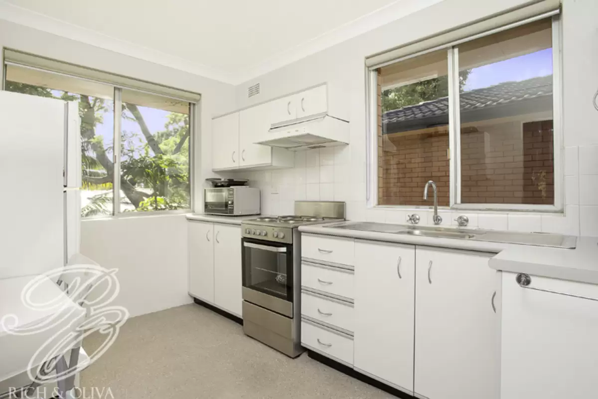 4/155 Frederick Street, Ashfield Sold by Rich & Oliva - image 4