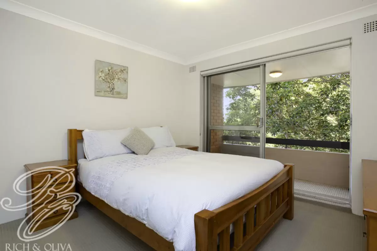4/155 Frederick Street, Ashfield Sold by Rich & Oliva - image 5