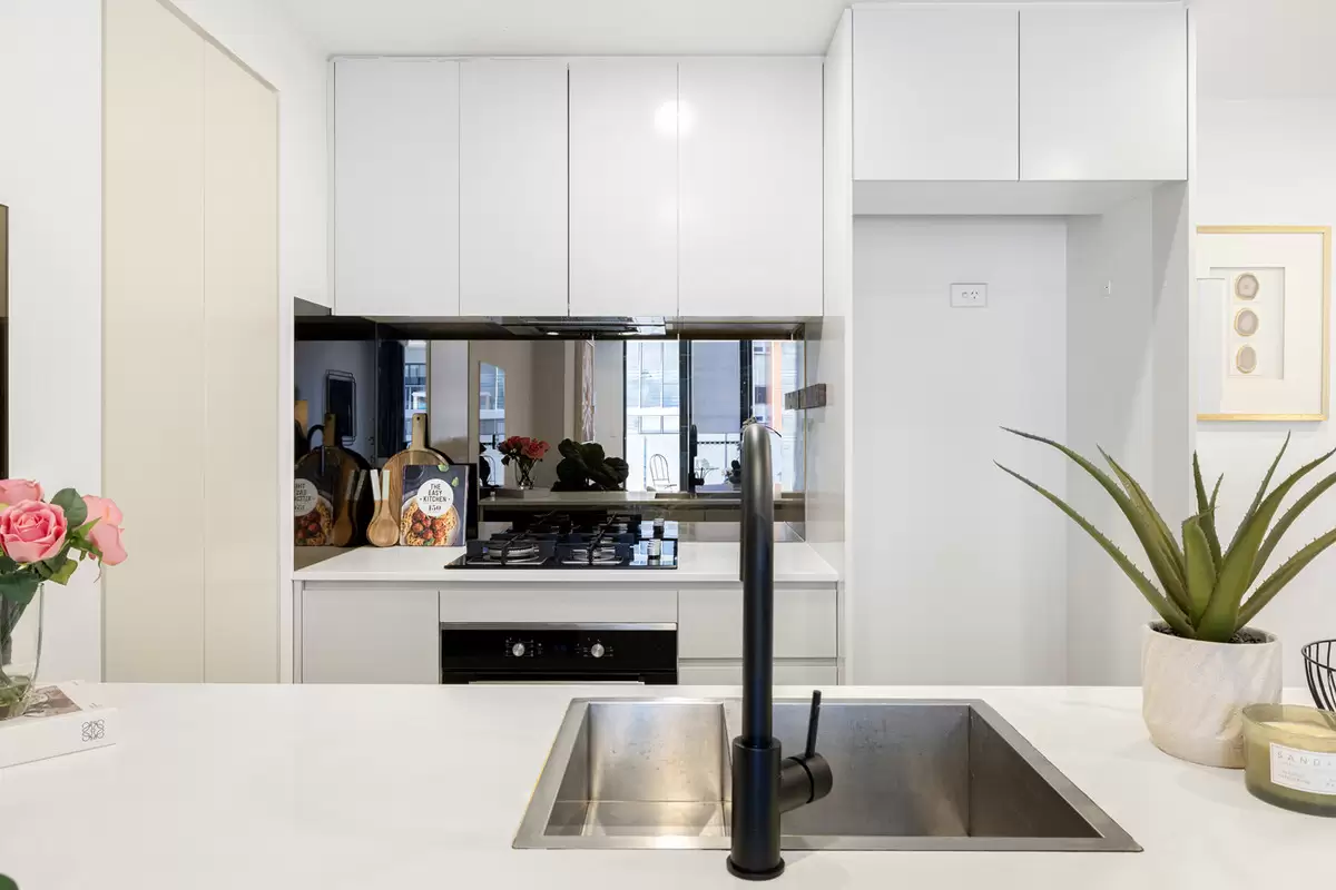 12/2-8 Burwood Road, Burwood Heights Sold by Rich & Oliva - image 5