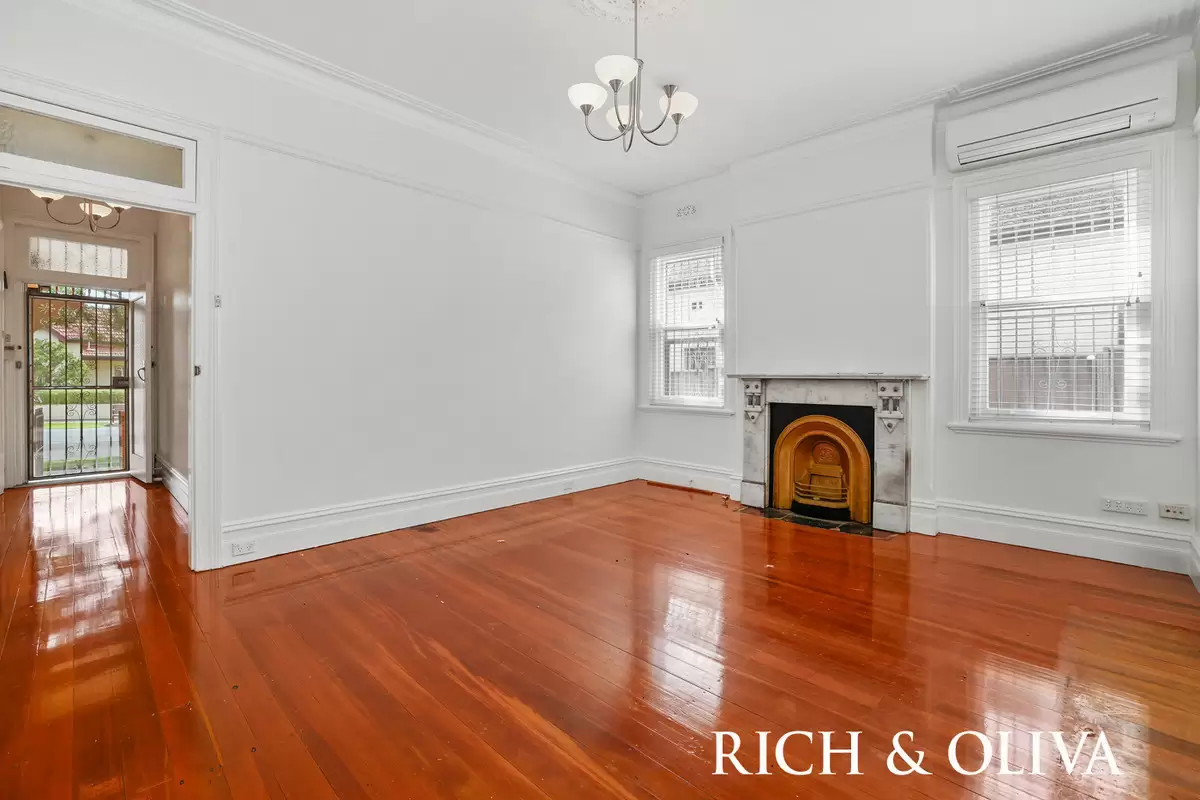 56 Queen Street, Ashfield Leased by Rich & Oliva - image 2