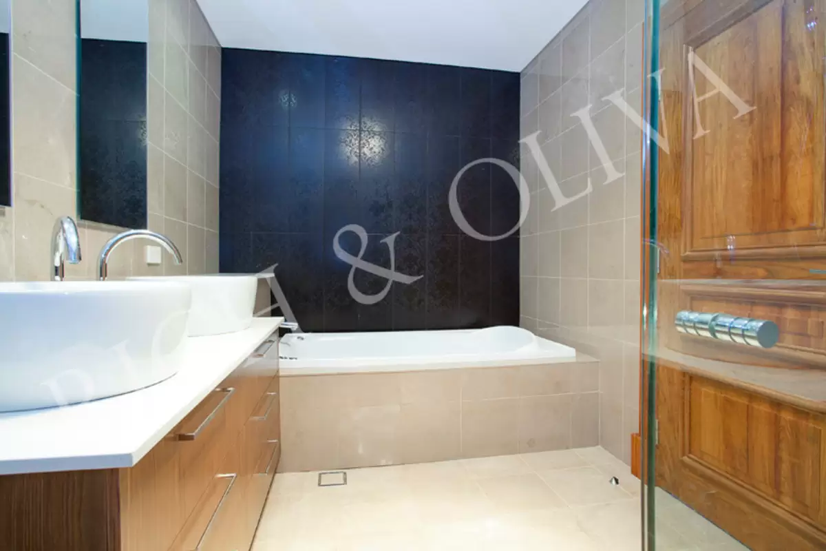 20 Culdees Road, Burwood Heights Leased by Rich & Oliva - image 8