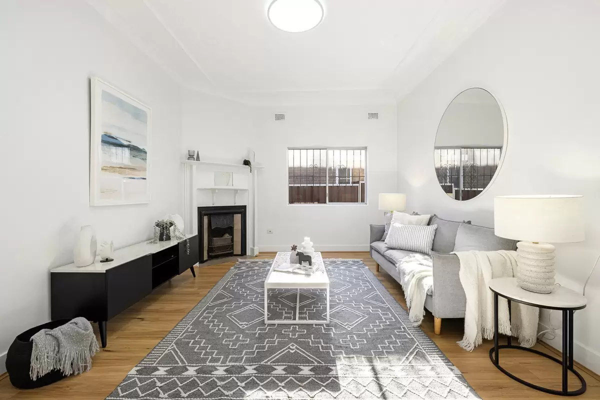 45 Roslyn Street, Ashbury Sold by Rich & Oliva - image 9