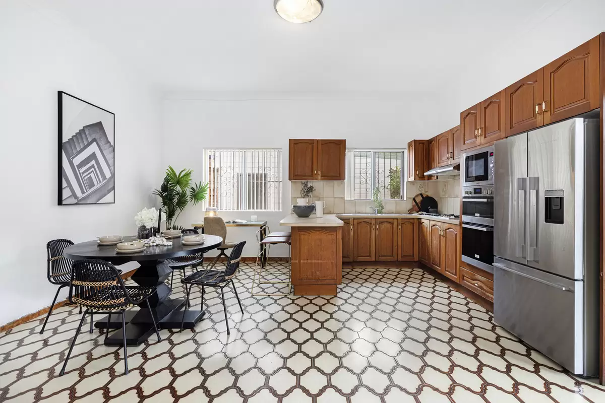 17 Trevenar Street, Ashbury Sold by Rich & Oliva - image 8
