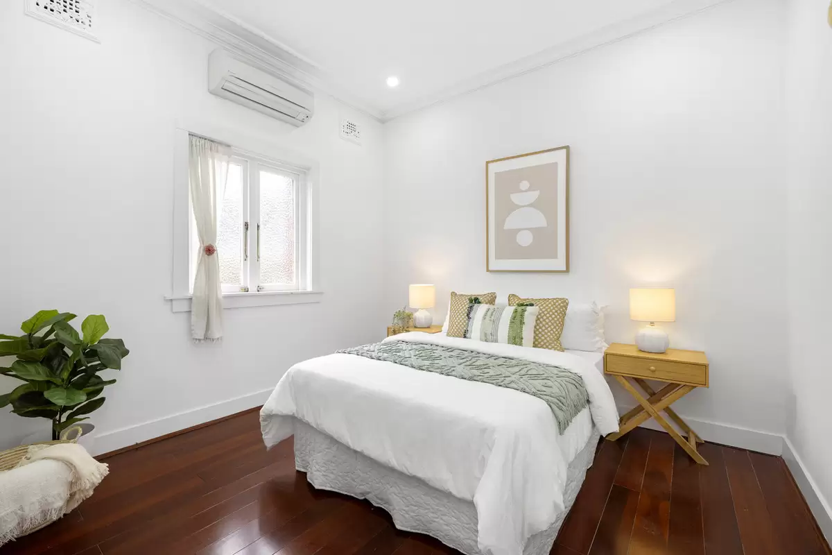 12 Cantor Street, Croydon Sold by Rich & Oliva - image 6