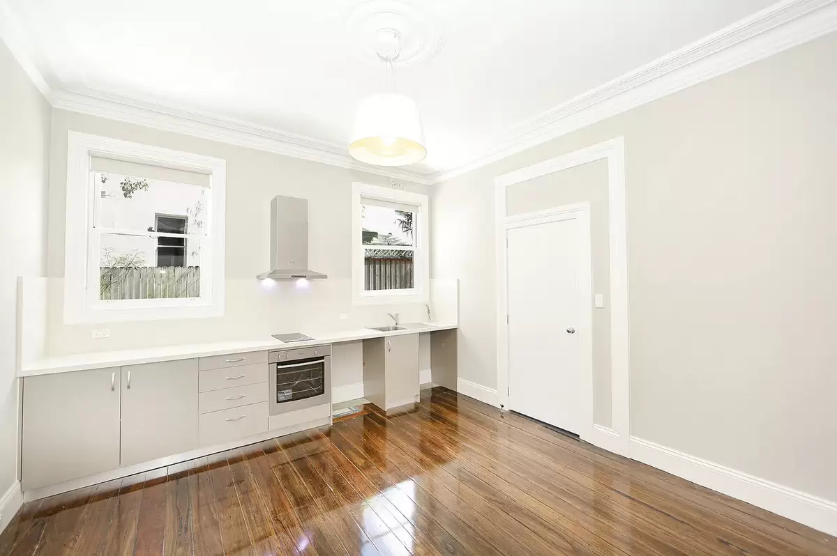2/47 Cavendish Street, Stanmore Leased by Rich & Oliva - image 1