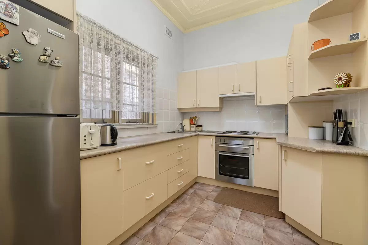 7 Austin Avenue, Croydon Sold by Rich & Oliva - image 8