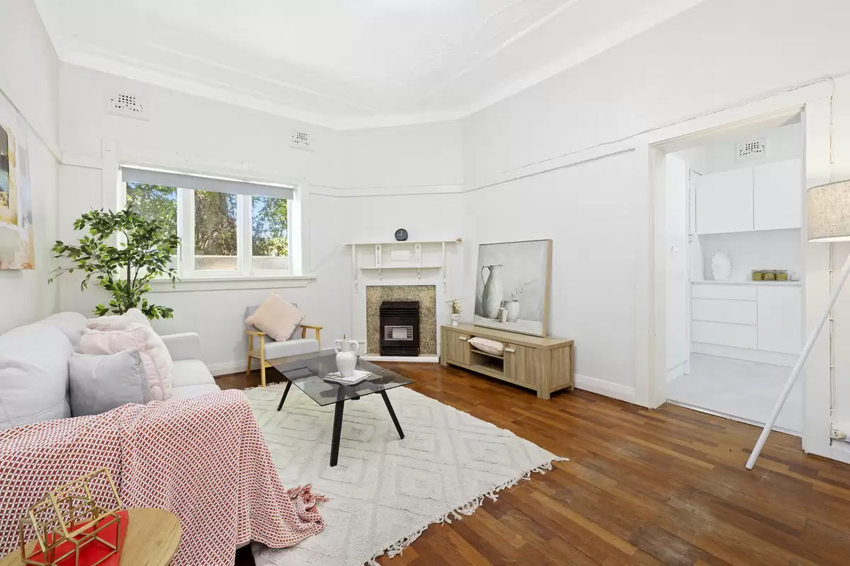 2 Paisley Road, Croydon Leased by Rich & Oliva - image 3