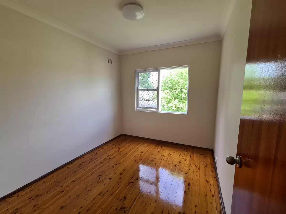 1/29 Hampton Street, Croydon Park Leased by Rich & Oliva - image 4