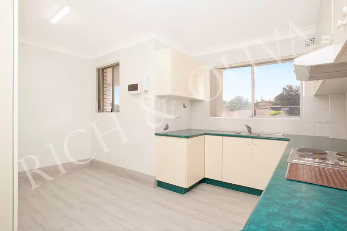 6/22 Hampton Street, Croydon Park Leased by Rich & Oliva - image 3