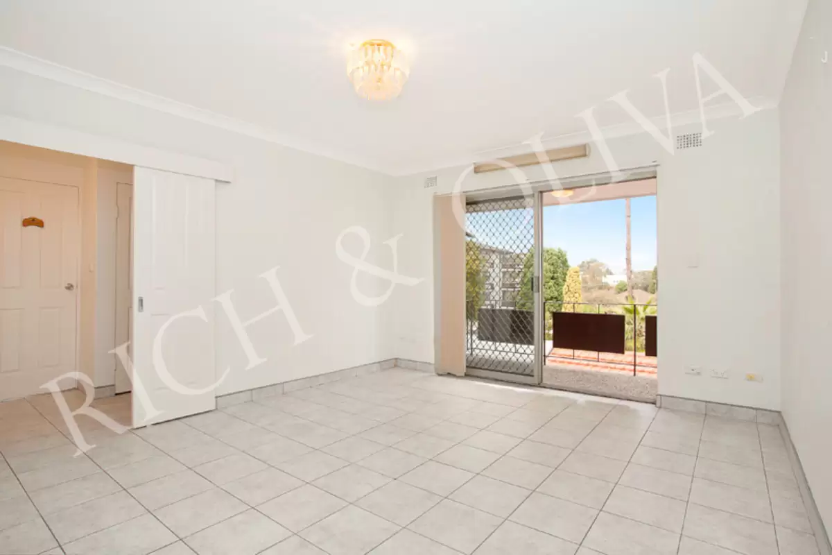 6/22 Hampton Street, Croydon Park Leased by Rich & Oliva - image 2