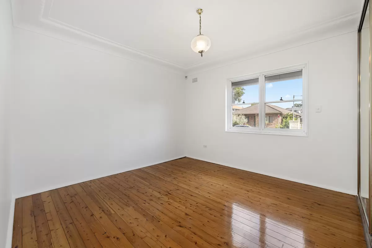 42 Blenheim Street, Croydon Park Sold by Rich & Oliva - image 5