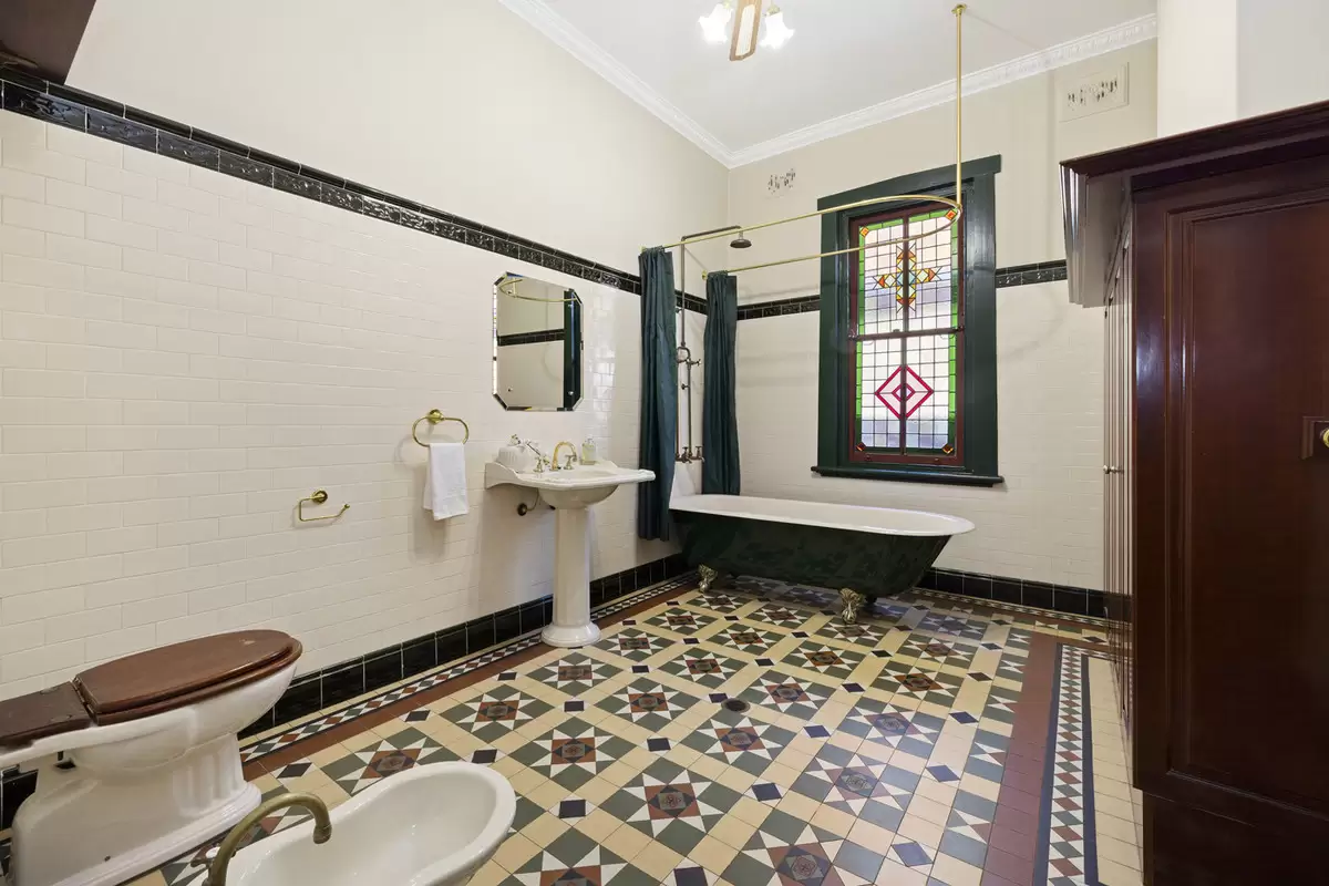 24 Kelso Street, Burwood Heights Sold by Rich & Oliva - image 11