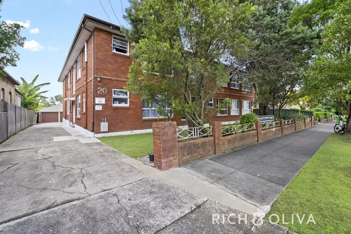 14/20 Herbert Street, Dulwich Hill Leased by Rich & Oliva - image 1