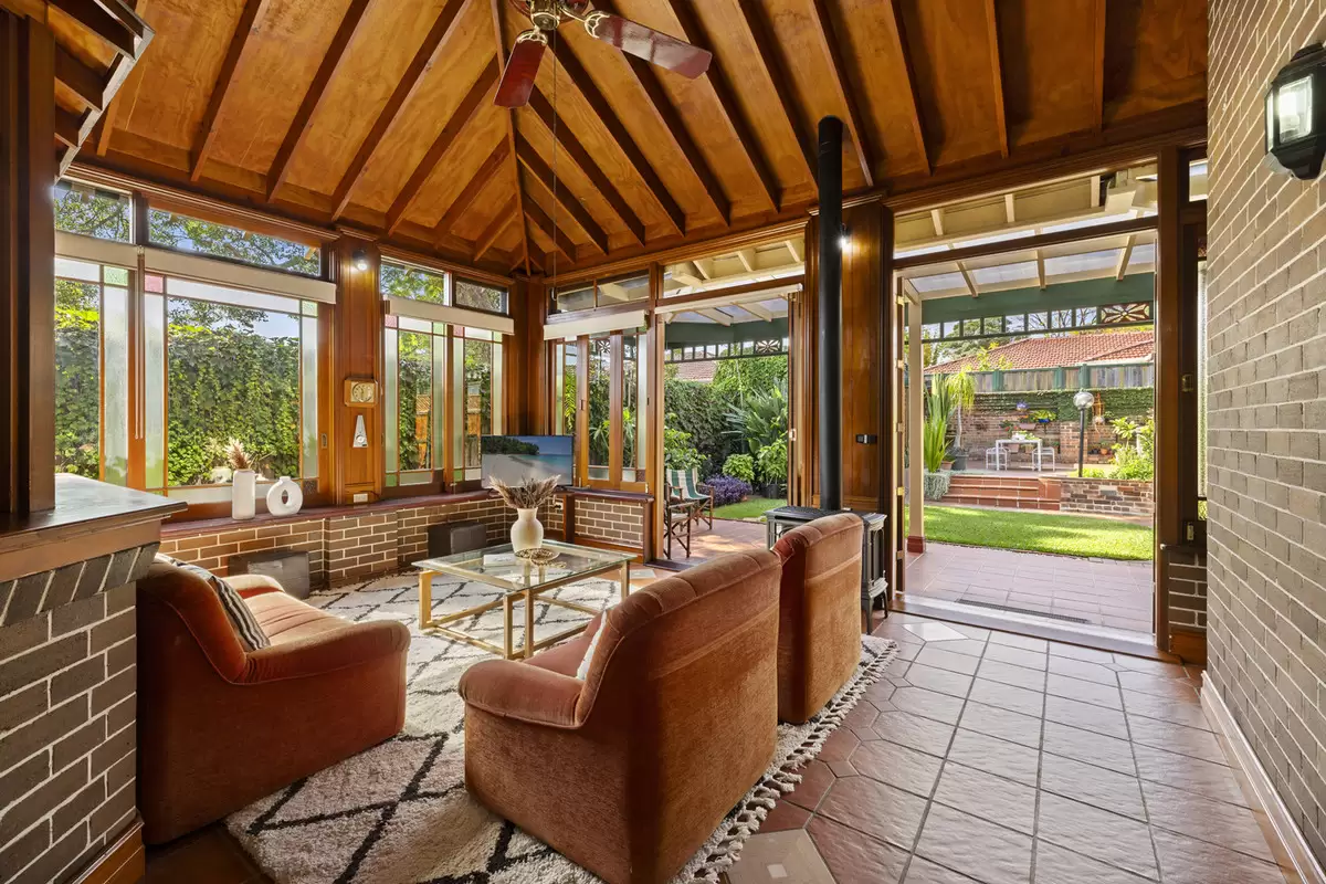 24 Lucas Road, Burwood Sold by Rich & Oliva - image 11