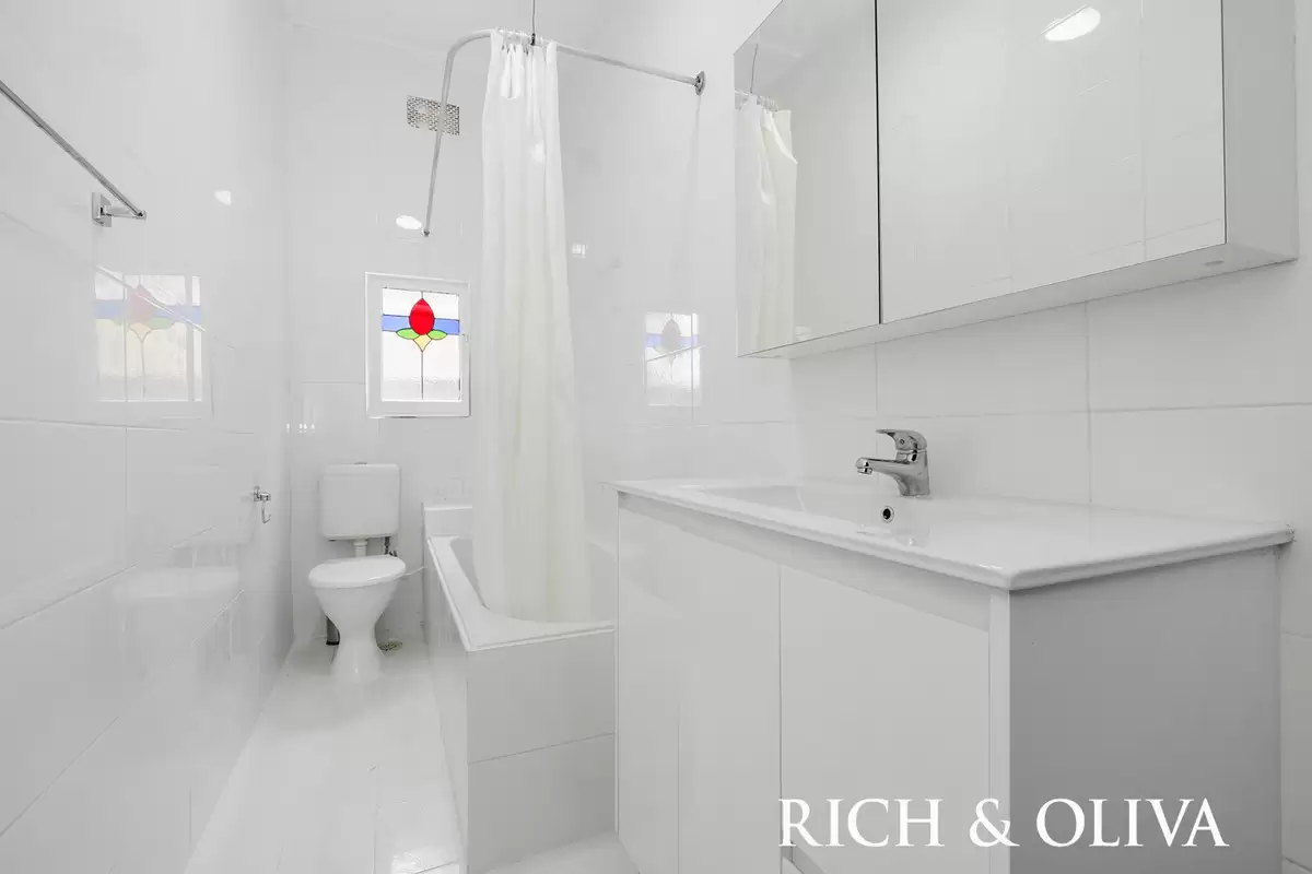 1/24 Lily Street, Burwood Leased by Rich & Oliva - image 6