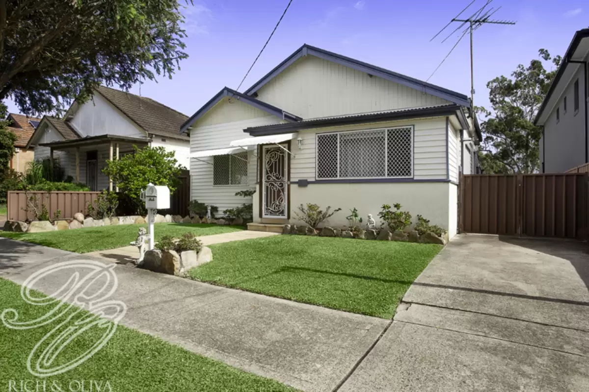 12 Adam Street, Campsie Sold by Rich & Oliva - image 1
