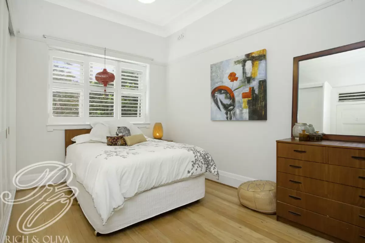 32 Service Avenue, Ashfield Sold by Rich & Oliva - image 5