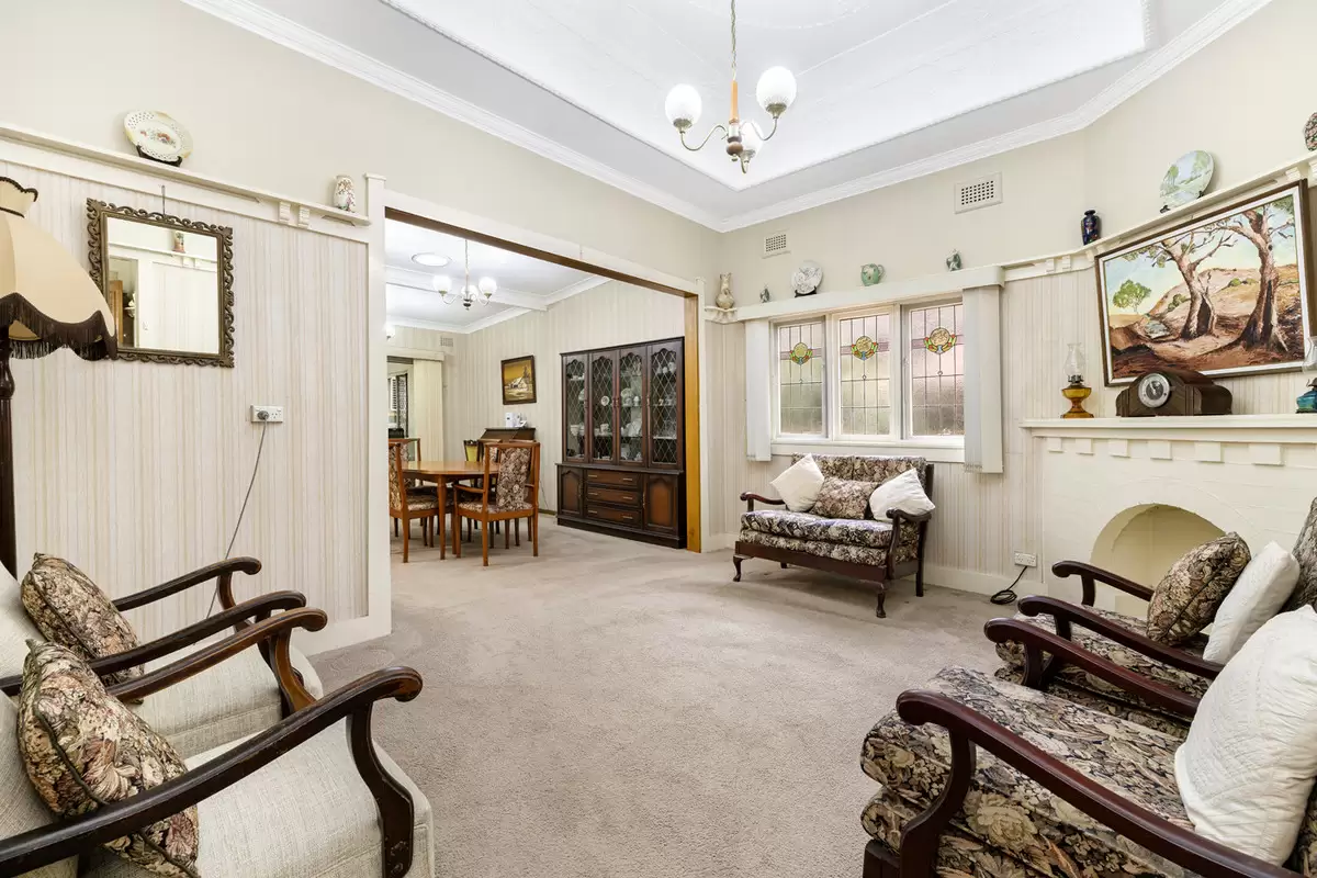 62 Dalmar Street, Croydon Sold by Rich & Oliva - image 9
