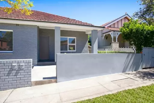2/31 Mina Rosa Street, Enfield Leased by Rich & Oliva