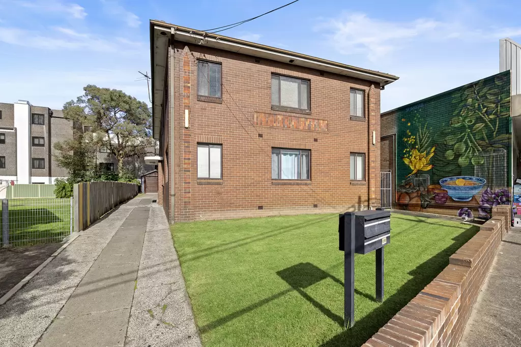 1-4/89 The Crescent, Homebush West Sold by Rich & Oliva