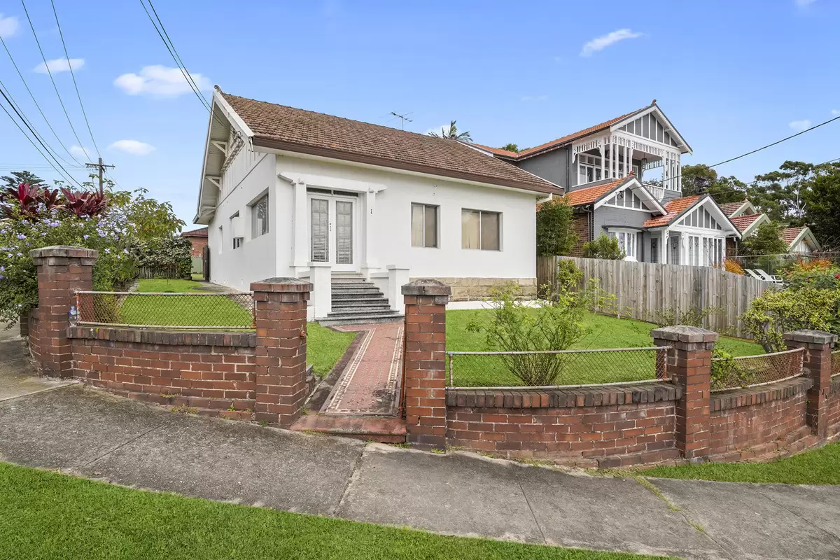1 Checkley Street, Abbotsford Sold by Rich & Oliva - image 2