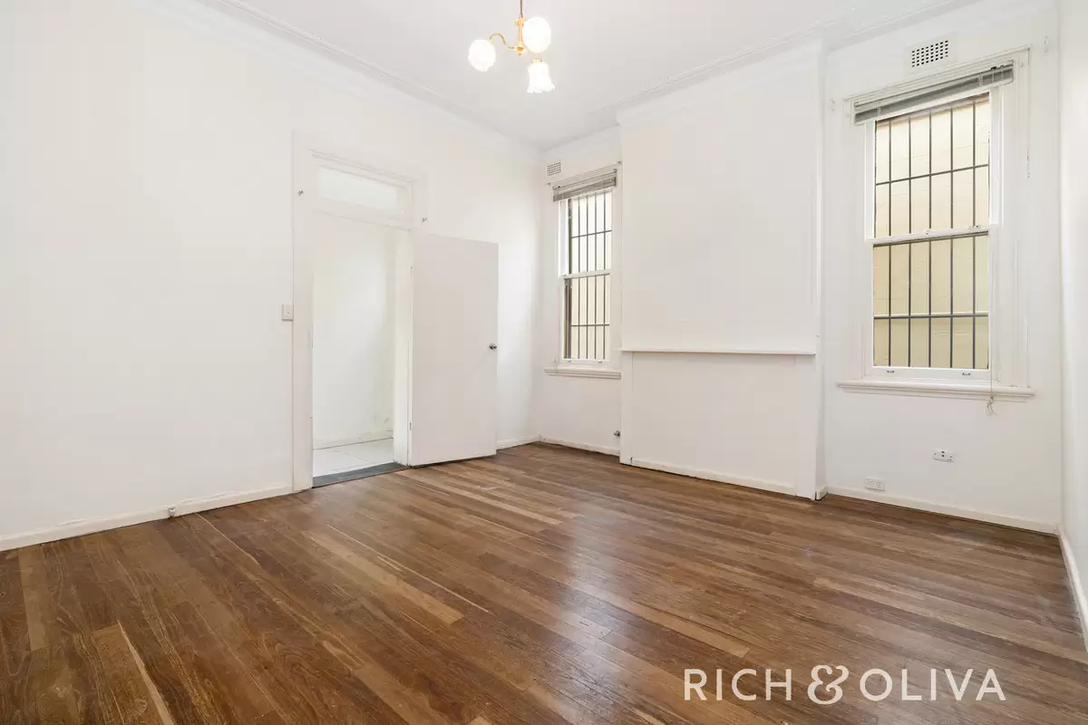4 Percival Road, Stanmore Leased by Rich & Oliva - image 5