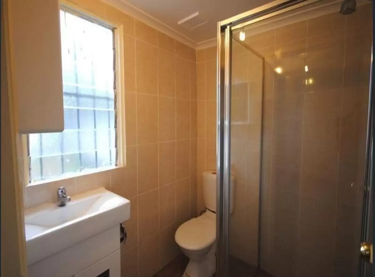 2/11A Livingstone Road, Petersham Leased by Rich & Oliva - image 4