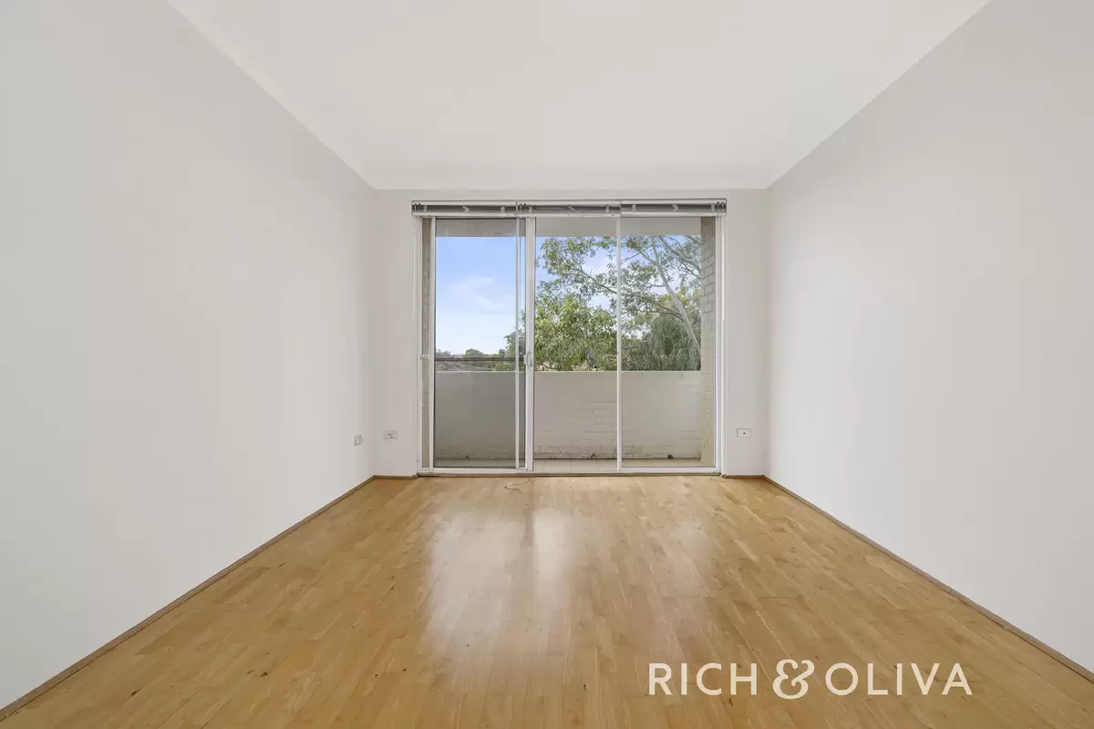 2/89 Bland Street, Ashfield Leased by Rich & Oliva - image 2