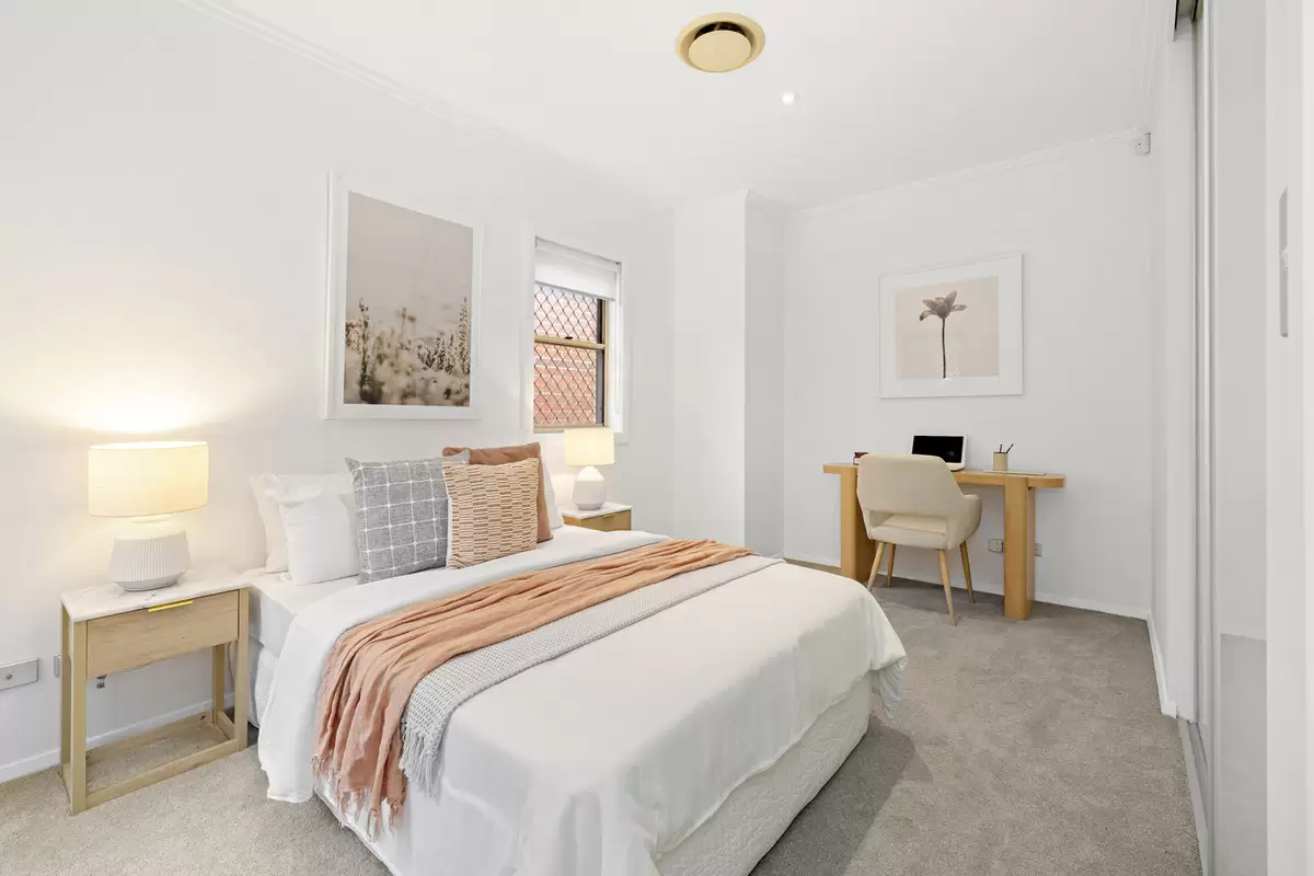 16 Webb Street, Croydon Sold by Rich & Oliva - image 11