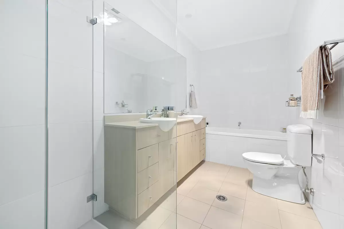 16 Webb Street, Croydon Sold by Rich & Oliva - image 15