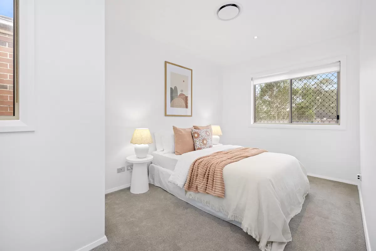 16 Webb Street, Croydon Sold by Rich & Oliva - image 16