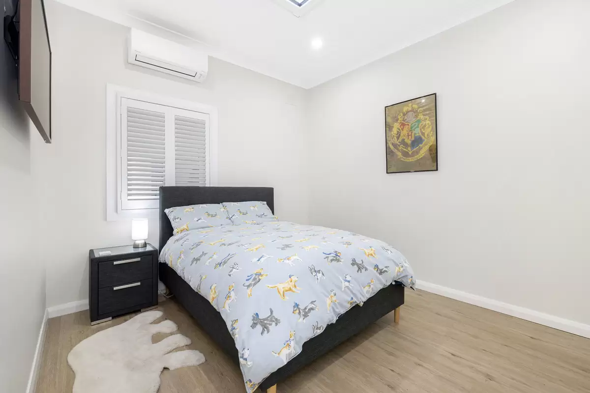 4 Alfred Street, Croydon Sold by Rich & Oliva - image 3