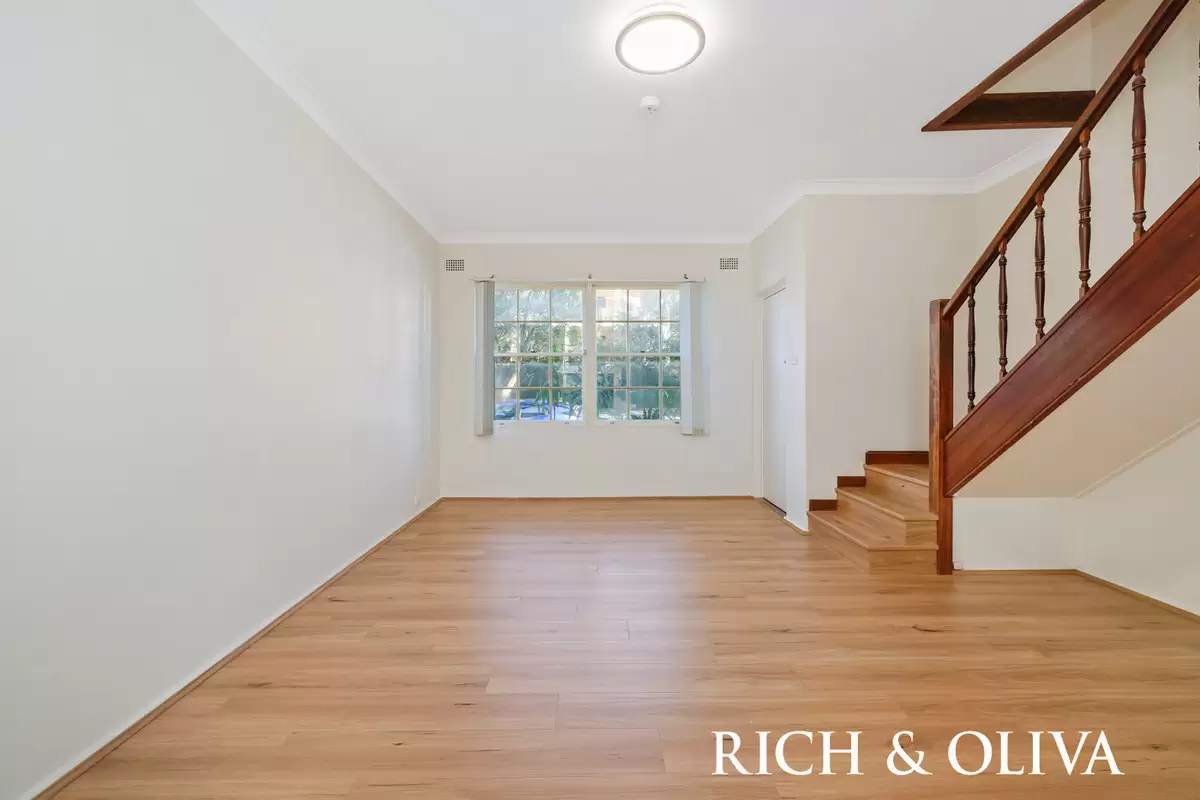 2/542 Railway Pde Cnr St Georges Pde., Hurstville Leased by Rich & Oliva - image 2