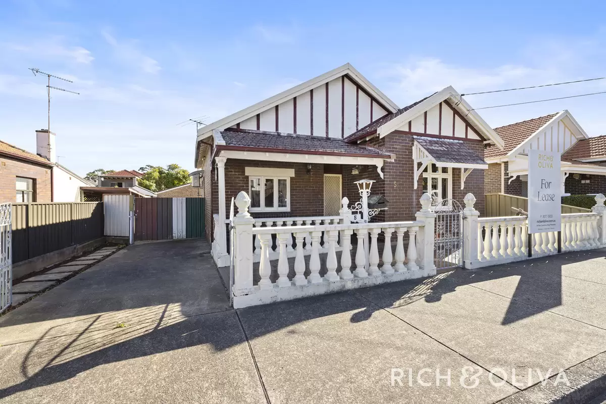 5 Frederick Street, Canterbury Leased by Rich & Oliva - image 1