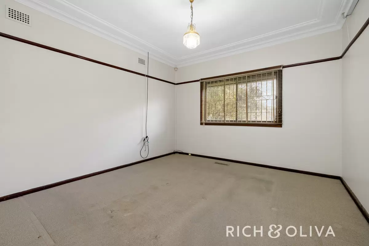 20 Mount Avenue, Roselands Leased by Rich & Oliva - image 4