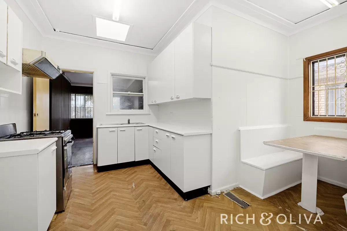 20 Mount Avenue, Roselands Leased by Rich & Oliva - image 6