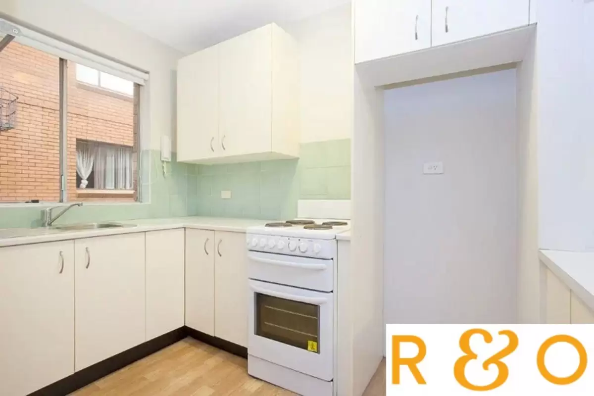 3/35 Livingstone Road, Petersham Leased by Rich & Oliva - image 3