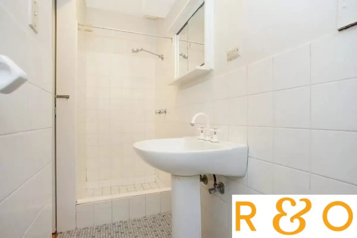 3/35 Livingstone Road, Petersham Leased by Rich & Oliva - image 4